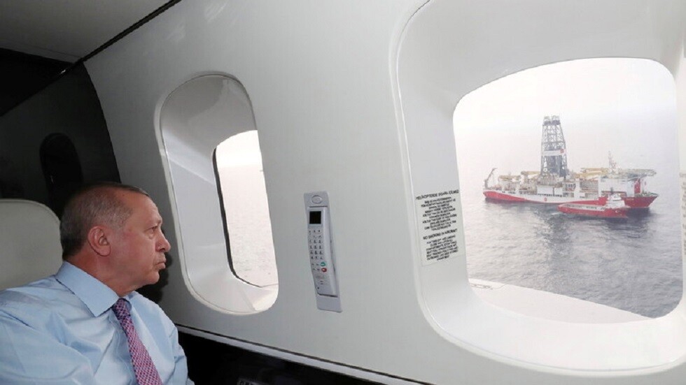 برلماني تركي يقترح بيع طائرة أردوغان الرئاسية