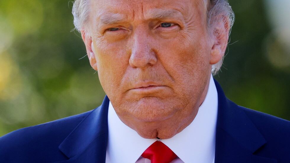 محامي ترامب يعارض إحالة إقرارات موكله الضريبية للكونغرس