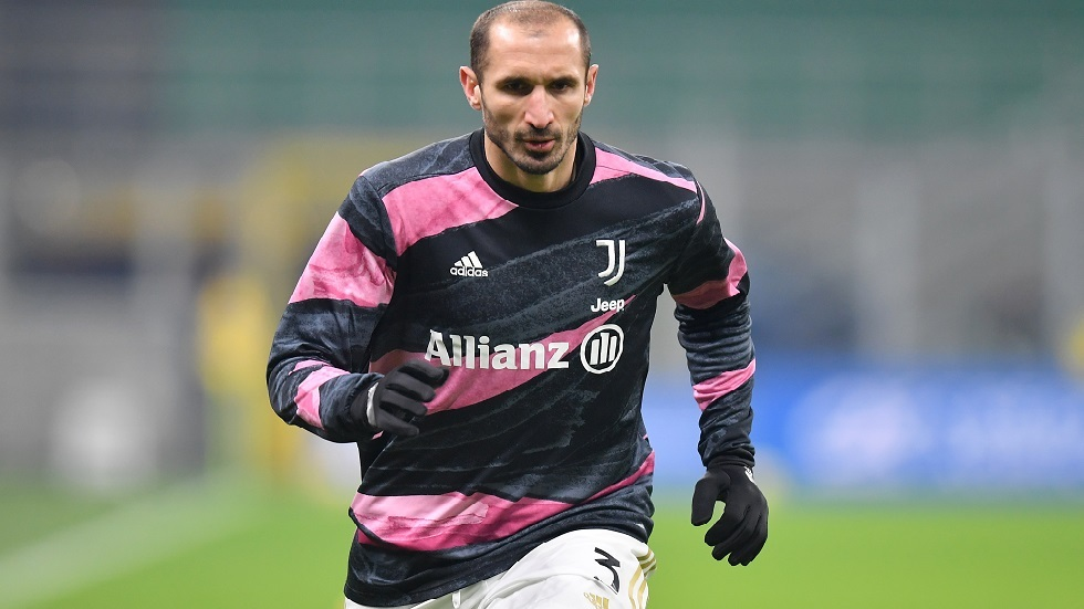 رسميا.. يوفنتوس يجدد عقد كيليني