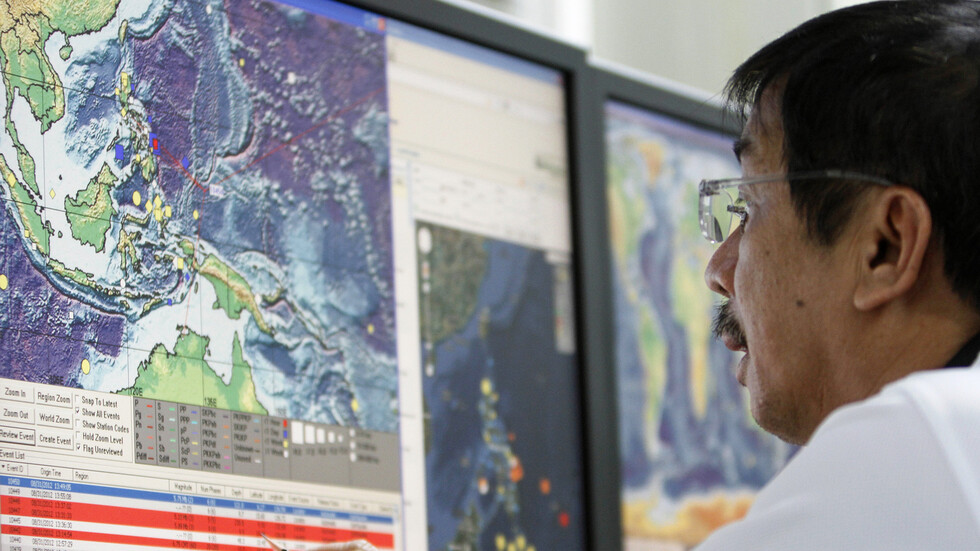 هزة أرضية بقوة 5.8 درجة تضرب ساحل اليابان