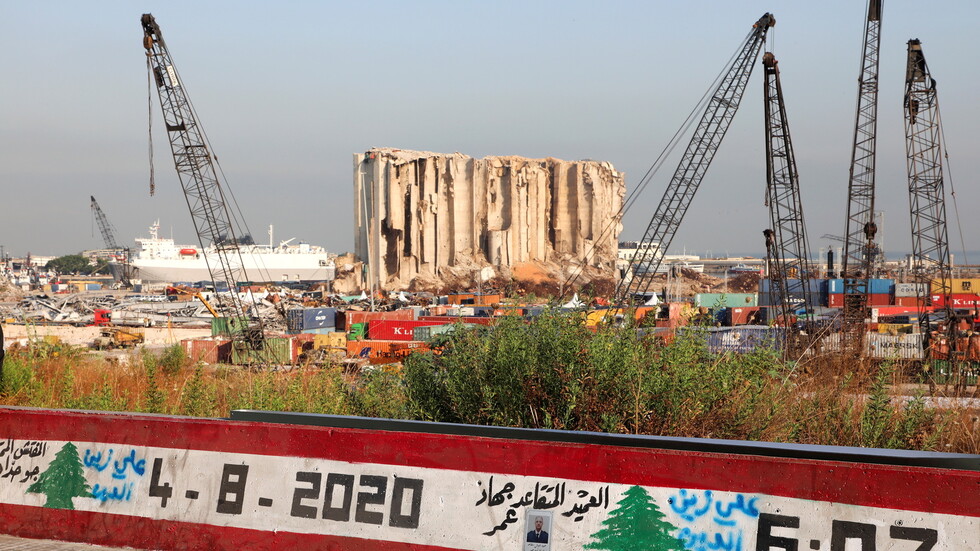 اللبنانيون يحيون الذكرى الأولى لانفجار المرفأ وفرنسا تستضيف مؤتمرا لدعم لبنان