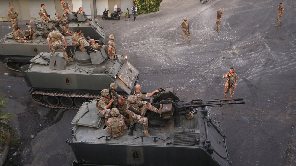 بيروت: توقيف عدد من المتوجهين  للمشاركة في ذكرى انفجار المرفأ وبحوزتهم أسلحة وذخائر (صور)