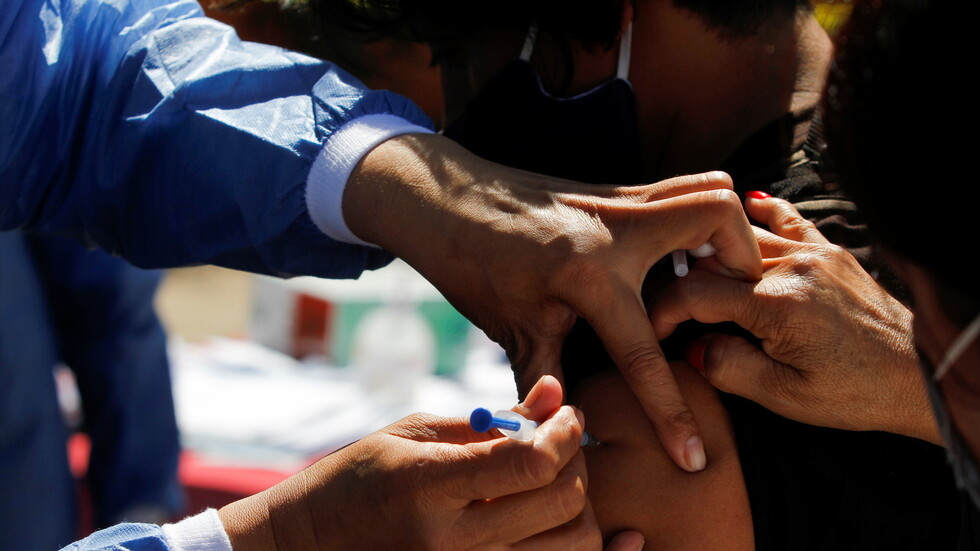 منظمة الصحة العالمية تدعو إلى تجميد الجرعات المعززة حتى نهاية سبتمبر