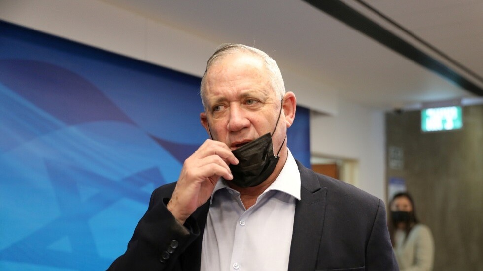 غانتس: إيران على بعد 10 أسابيع من الحصول على مواد تمكنها من صنع قنبلة نووية