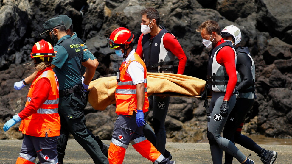 مصرع أكثر من 40 مهاجرا بالقرب من جزر الكناري الإسبانية