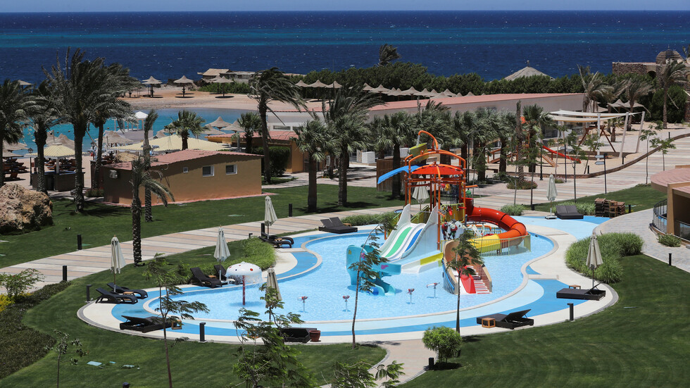 خبير اقتصادي يعلق على عودة السياحة الروسية لمصر