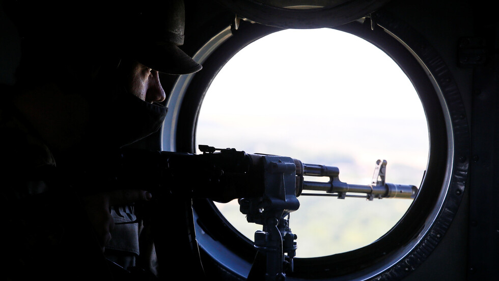 روسيا تعزز ترسانتها في قاعدتها العسكرية بطاجيكستان