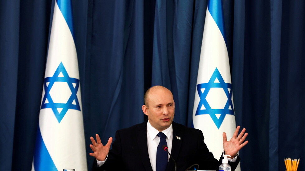 بينيت: عدم قدرة إسرائيل على شراء صواريخ للقبة الحديدية أمر خطير