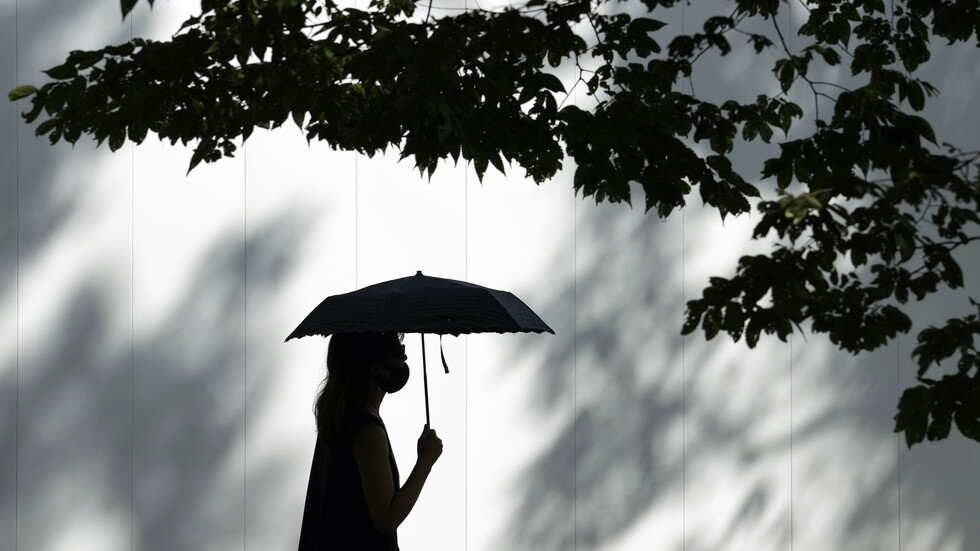 مستشار طبي ياباني يحث على تدابير أشد صرامة بشأن كورونا