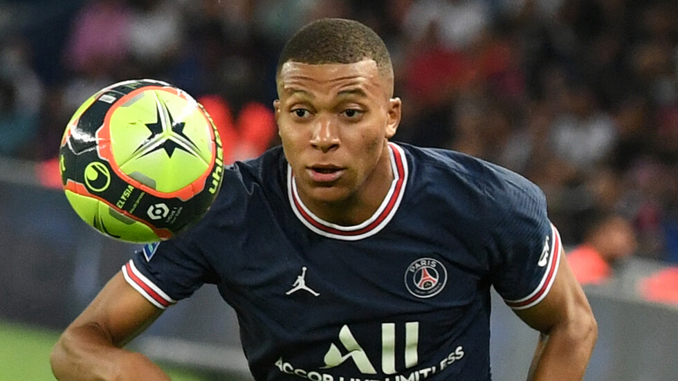 مبابي يوجه رسالة مطمئنة لجماهير باريس