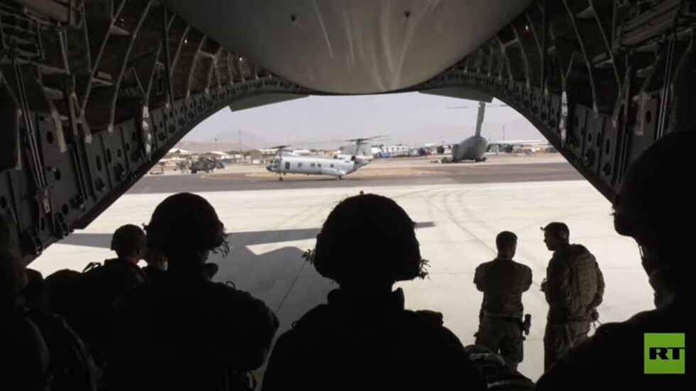 بريطانيا ترسل قوات إلى كابل لإجلاء مواطنيها