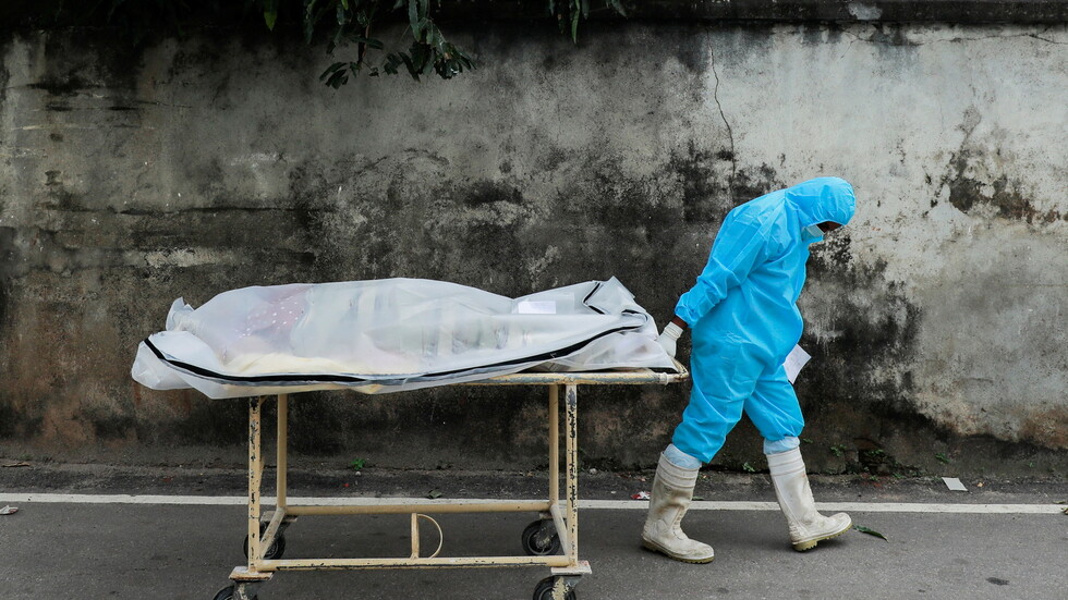 إقالة وزيرة الصحة في سريلانكا لأنها عالجت كوفيد بالسحر