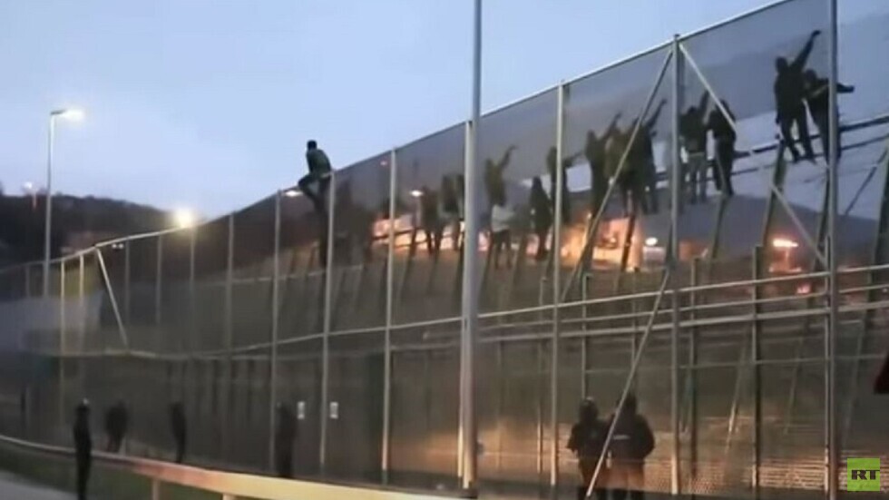 إسبانيا: دخول عشرات المهاجرين الأفارقة إلى جيب مليلة من المغرب