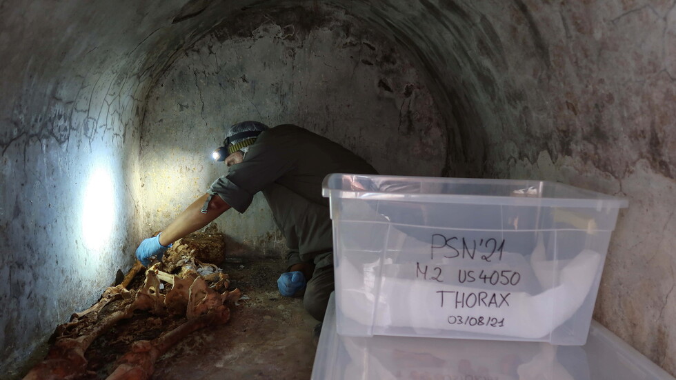 اكتشاف مومياء محفوظة بشكل مذهل في مقبرة بومبي تلقي الضوء على بعض أسرار المدينة المنكوبة