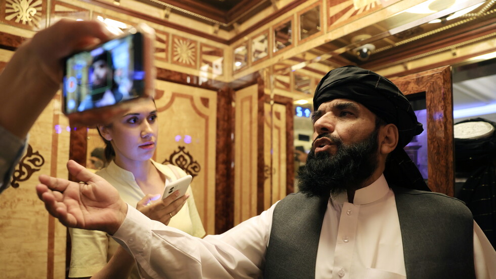 المتحدث باسم طالبان يصدر توضيحا بشأن مقابلته مع الإعلام الإسرائيلي