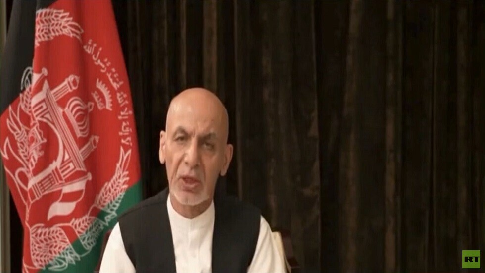 أشرف غني: غادرت أفغانستان لمنع إراقة الدماء