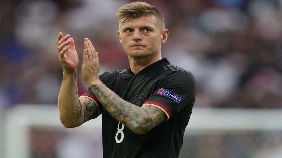 كروس يختار الأفضل بين رونالدو وميسي