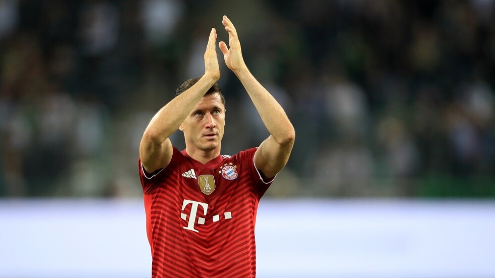 ليفاندوفسكي يشعل 