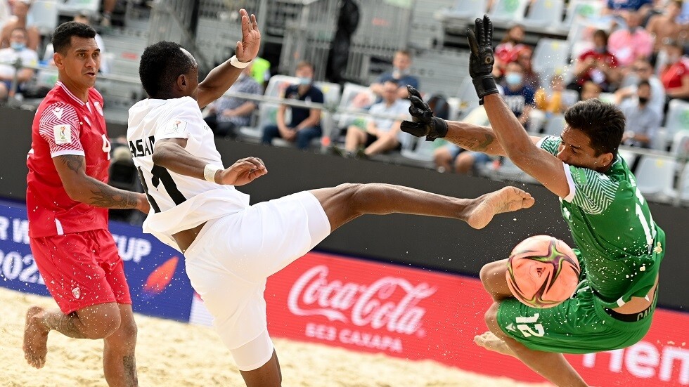 بداية جيدة للإمارات في مونديال كرة القدم الشاطئية