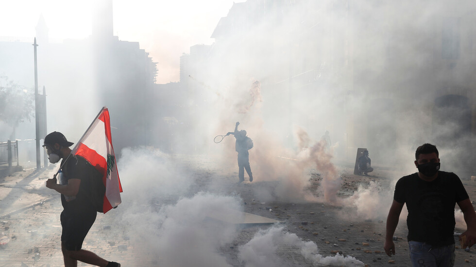 لبنان.. المصرف المركزي يوافق على دخول باخرة غاز