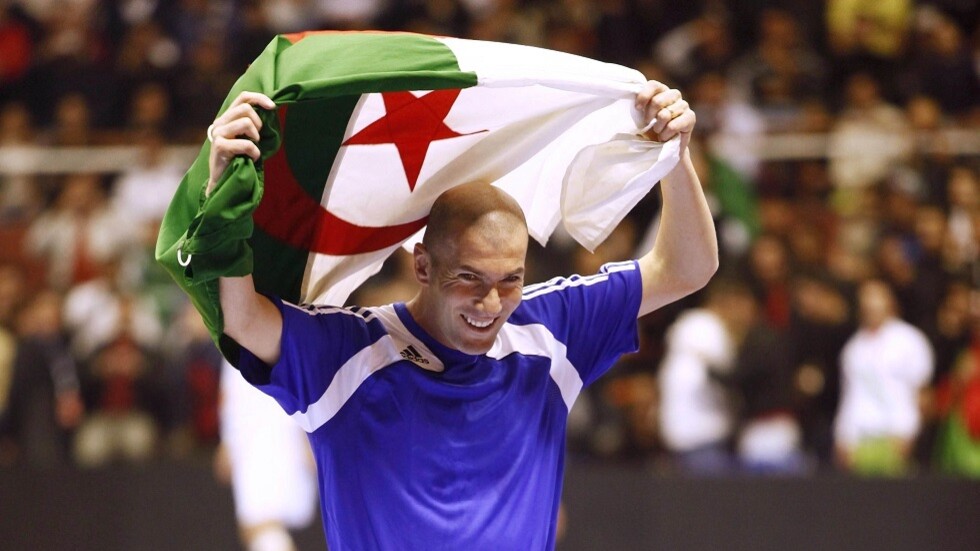 زيدان يقدم يد العون لضحايا بلده الأم الجزائر بمبلغ مالي كبير