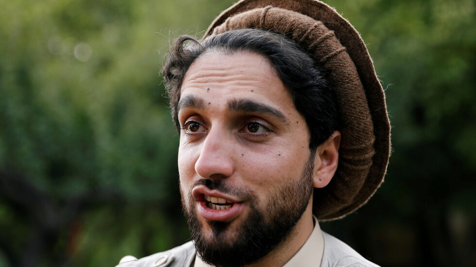 زعيم طاجيك أفغانستان بعد إنذار 