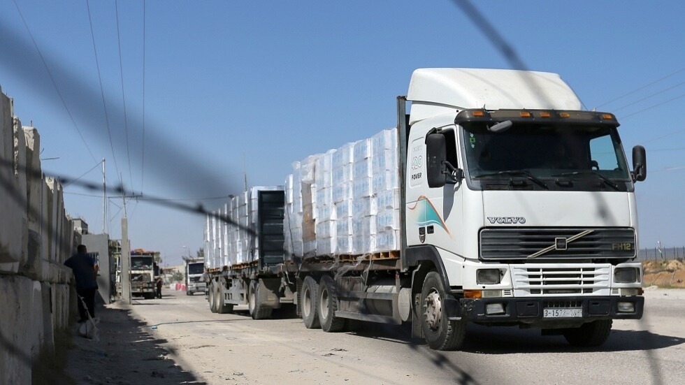 مصر تغلق معبر رفح مع قطاع غزة اعتبارا من يوم الإثنين