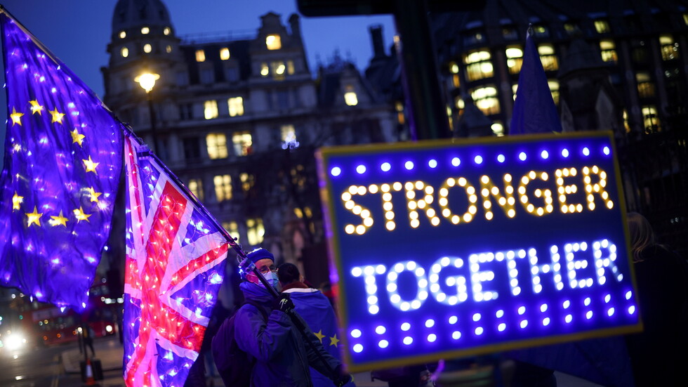 بريطانيون يتهمون حكومة بلادهم بالفشل في تأمين حقوق أزواجهم الأجانب ما بعد "بريكست"