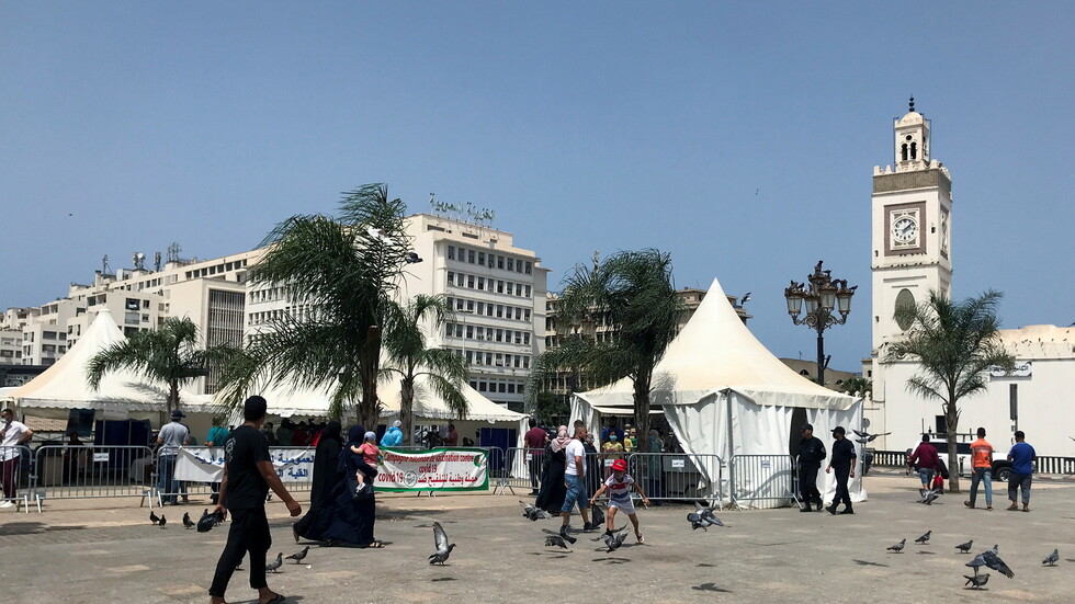 الجزائر.. تعديل توقيت الحجر المنزلي الجزئي