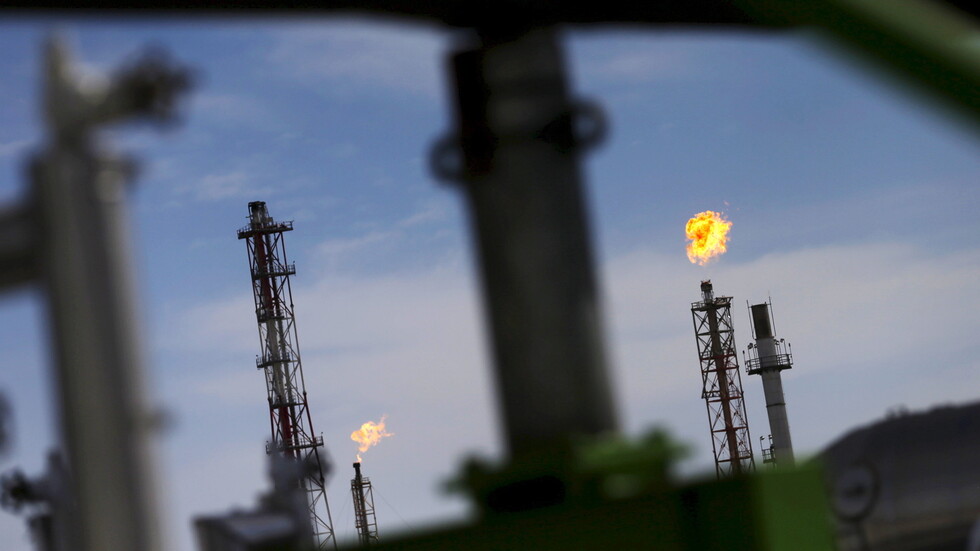 بعد أيام من المكاسب.. أسعار النفط تنخفض