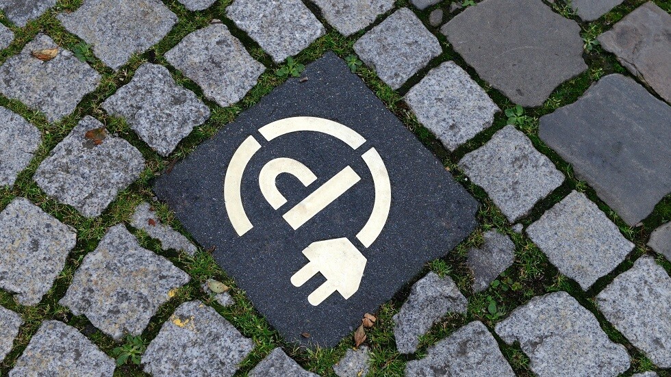 لمن المستقبل؟ للسيارات الكهربائية أم سيارات الهيدروجين