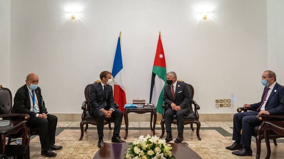 الملك الأردني يلتقي ماكرون على هامش