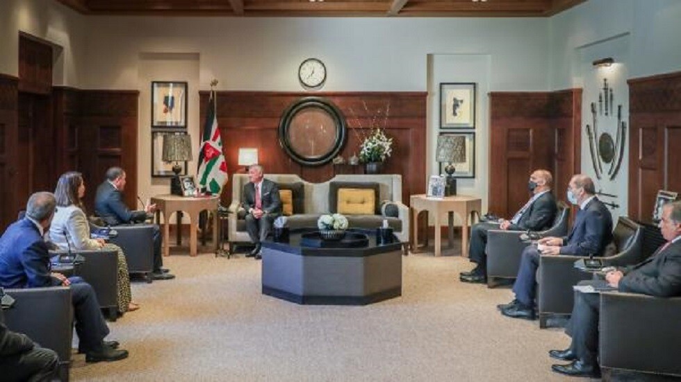ملك الأردن يؤكد وقوف بلاده إلى جانب ليبيا