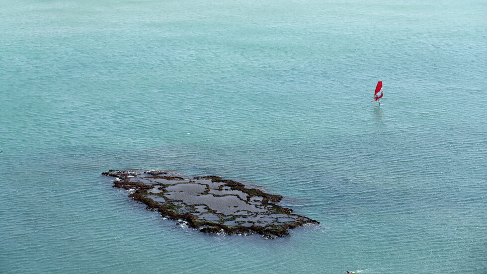 تسرب محتمل للنفط قبالة سواحل سوريا