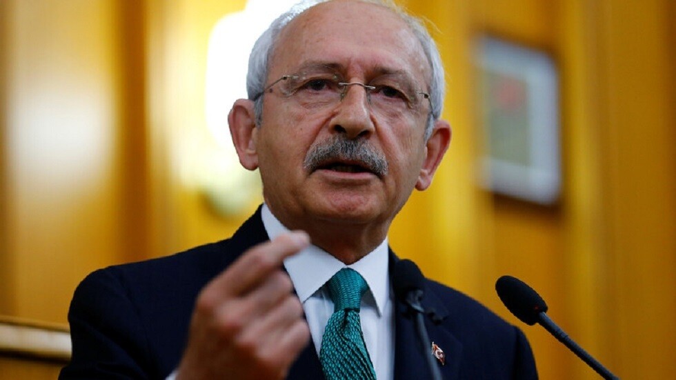 تركيا.. "الشعب الجمهوري" يتعهد بإعادة كل المفصولين إلى عملهم