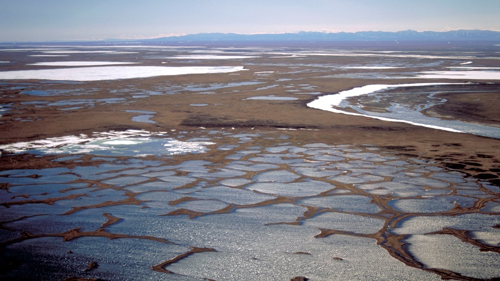 إدارة بايدن تراجع عقود إيجار النفط والغاز في محمية ألاسكا البرية