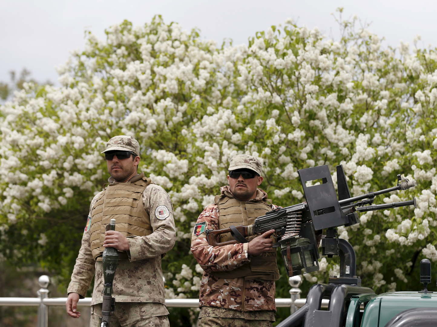 الجيش الأفغاني يستعد لشن هجوم مضاد لطرد طالبان من مدينة جنوب أفغانستان