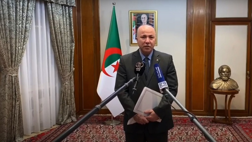الحكومة الجزائرية: نجري اتصالات مع شركائنا الأوروبيين لاستئجار طائرات إخماد الحرائق