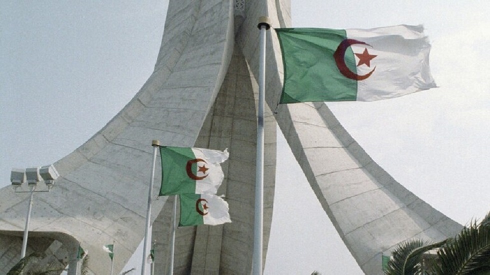 أحزاب جزائرية: 