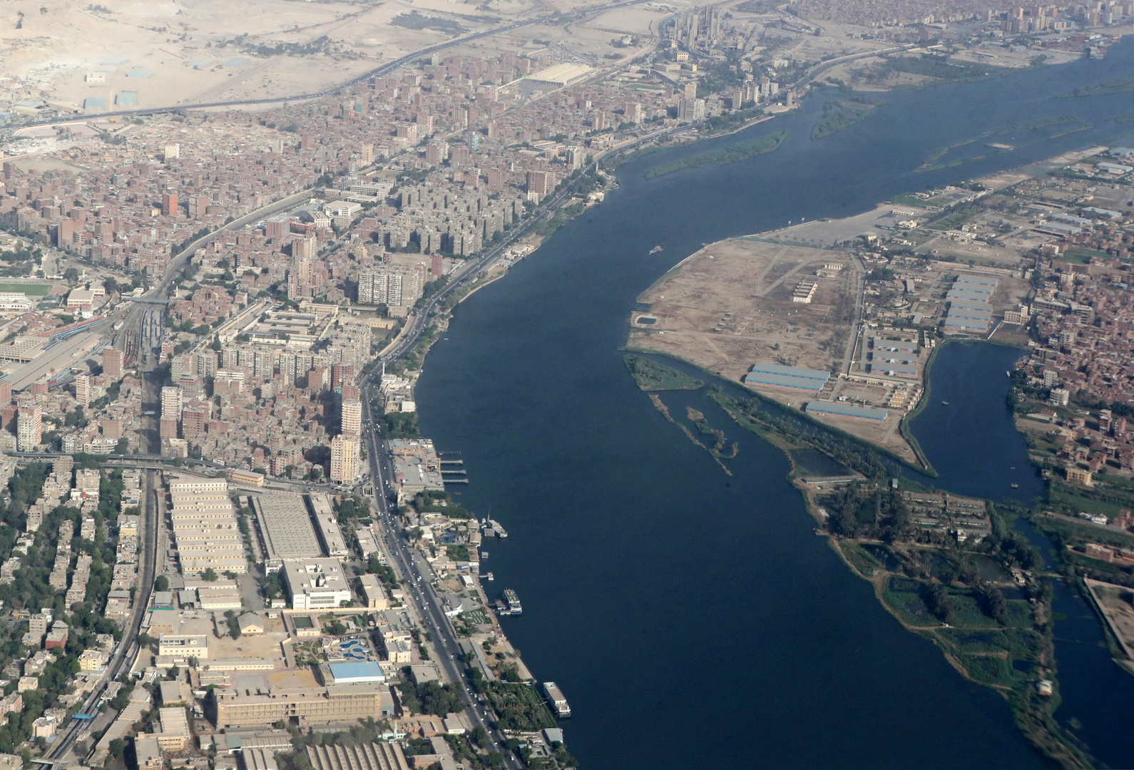 مصر تعلن بناء عدد كبير من محطات تحلية مياه البحر