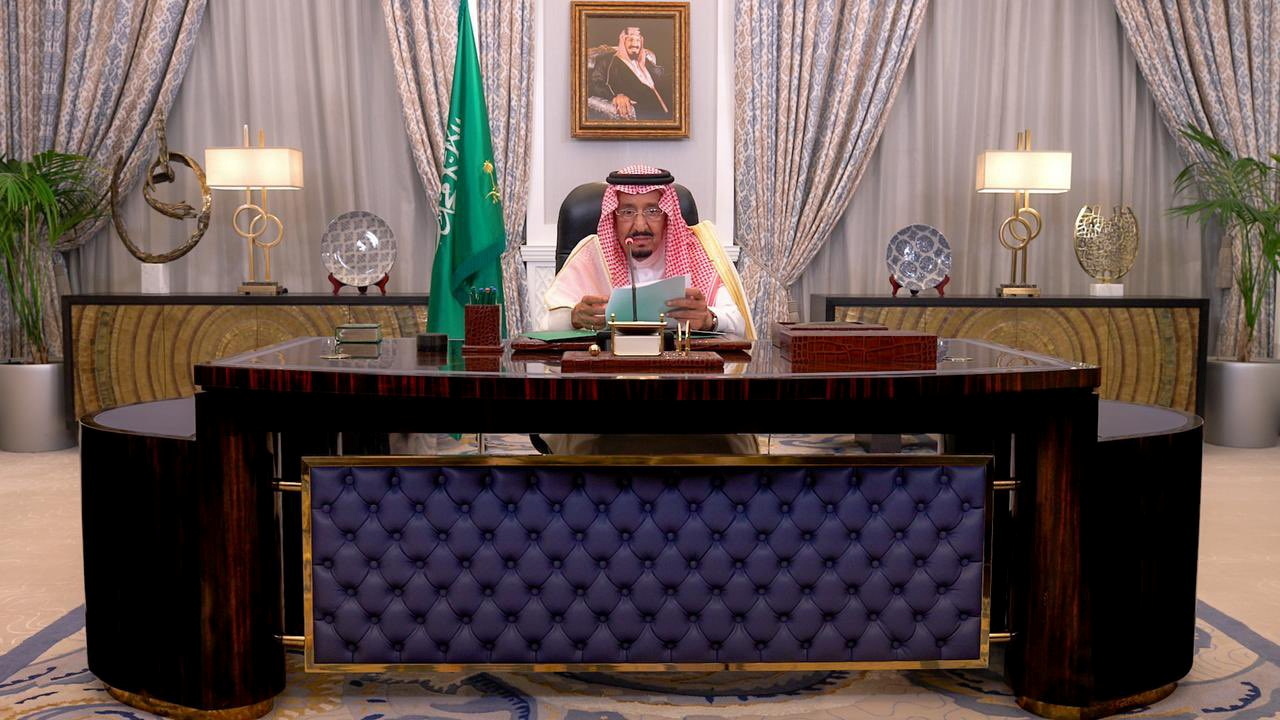 الملك سلمان وولي عهده يعزيان أمير الكويت في وفاة الشيخة بدرية الصباح