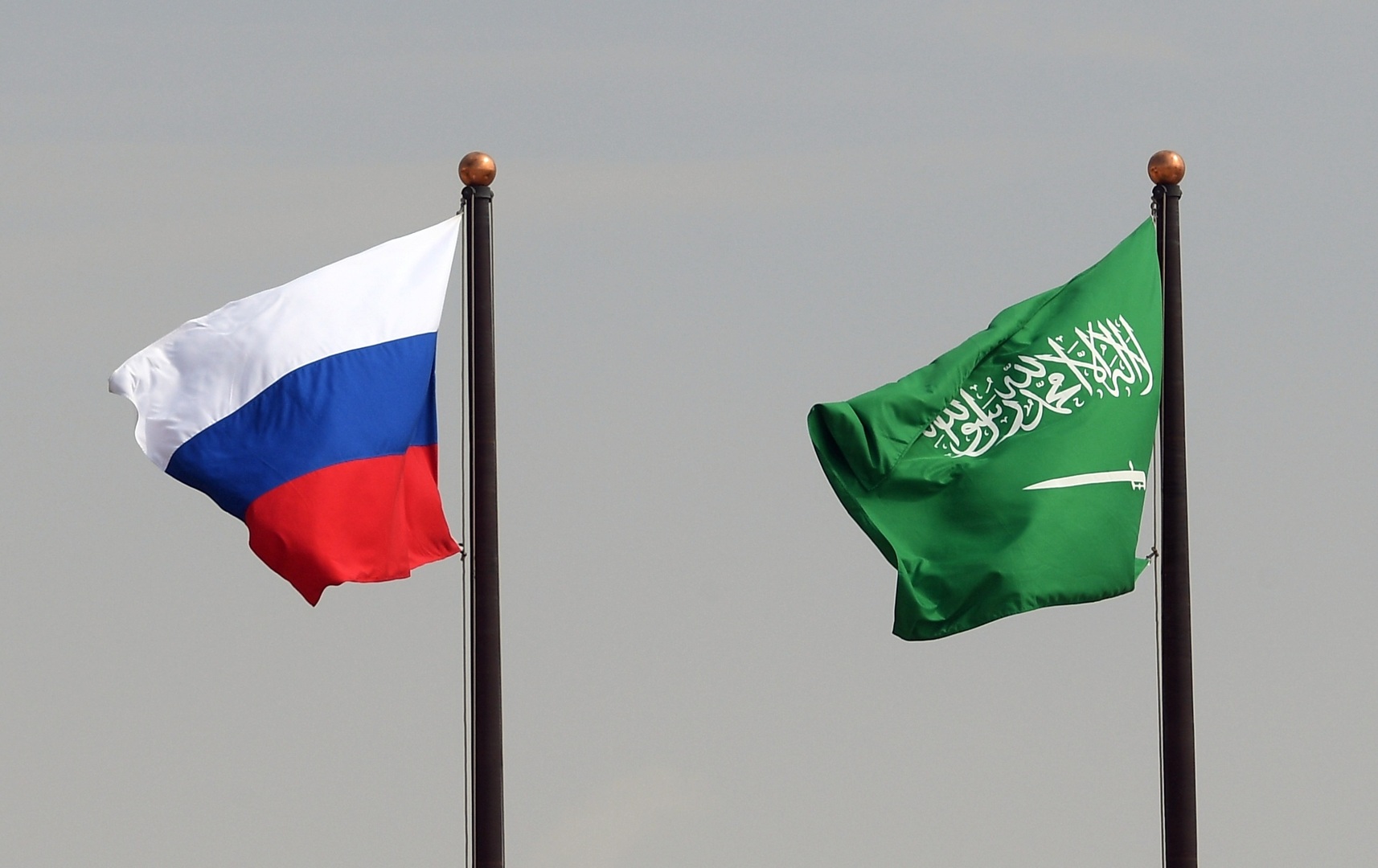 روسيا والسعودية توقعان اتفاقية حول التعاون العسكري