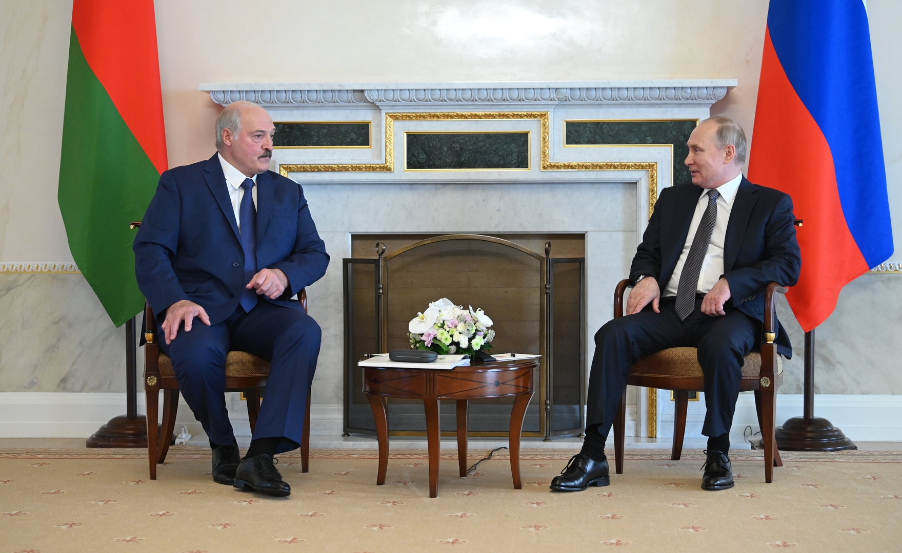بوتين ولوكاشينكو يبحثان الوضع في أفغانستان والعلاقات الثنائية