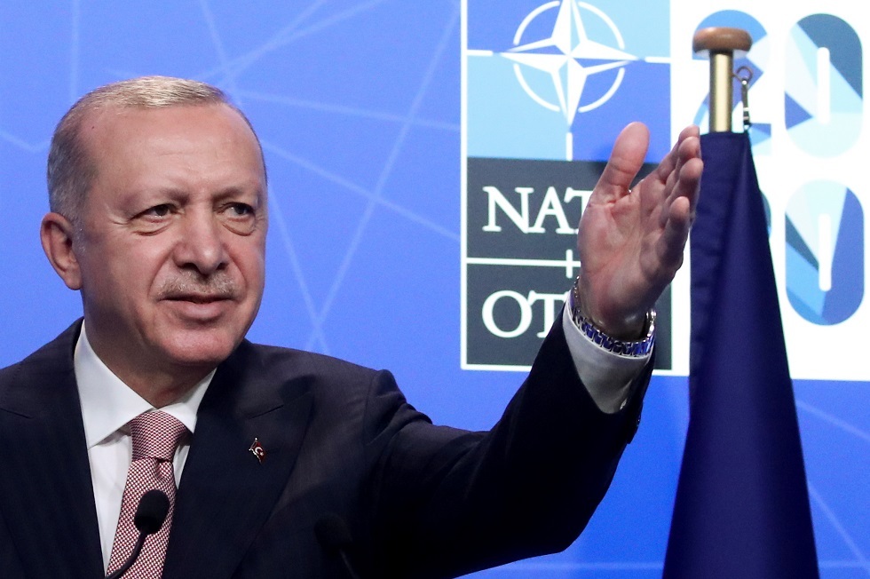 أردوغان: لا يمكننا تحمل عبء هجرة إضافي من سوريا وأفغانستان