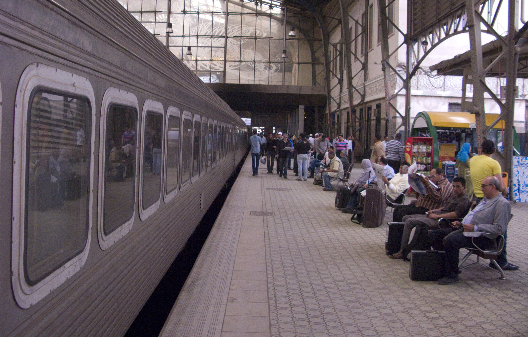 مصر.. تنفيذ أول مشروع قطار سريع لمسافة 660 كم وبتكلفة 9 مليارات دولار