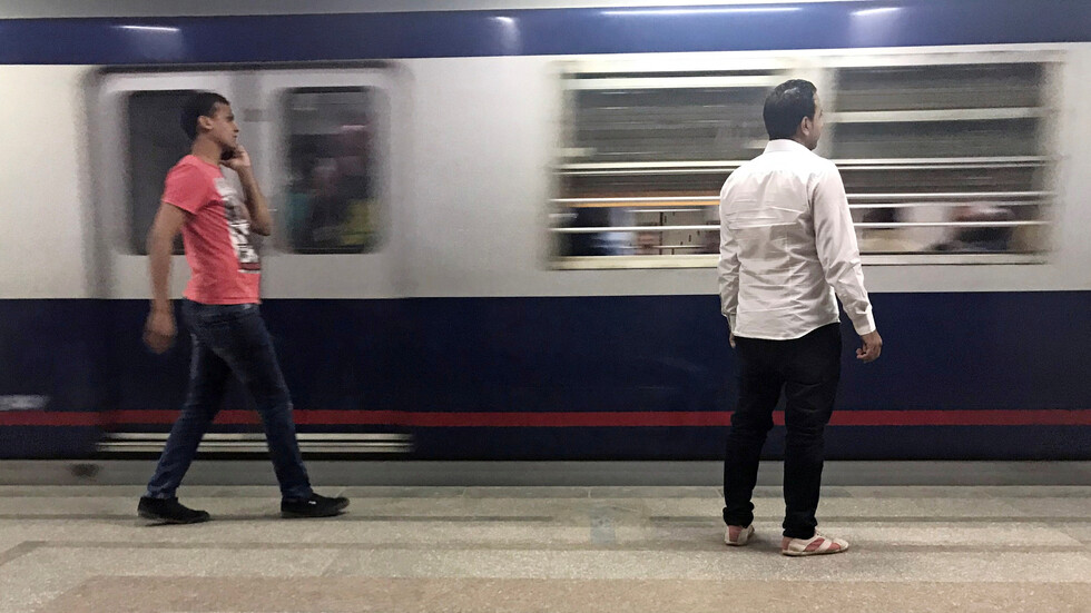 مصر توقع عقدا بقيمة 4.45 مليار دولار لخط سكك حديدية فائق السرعة