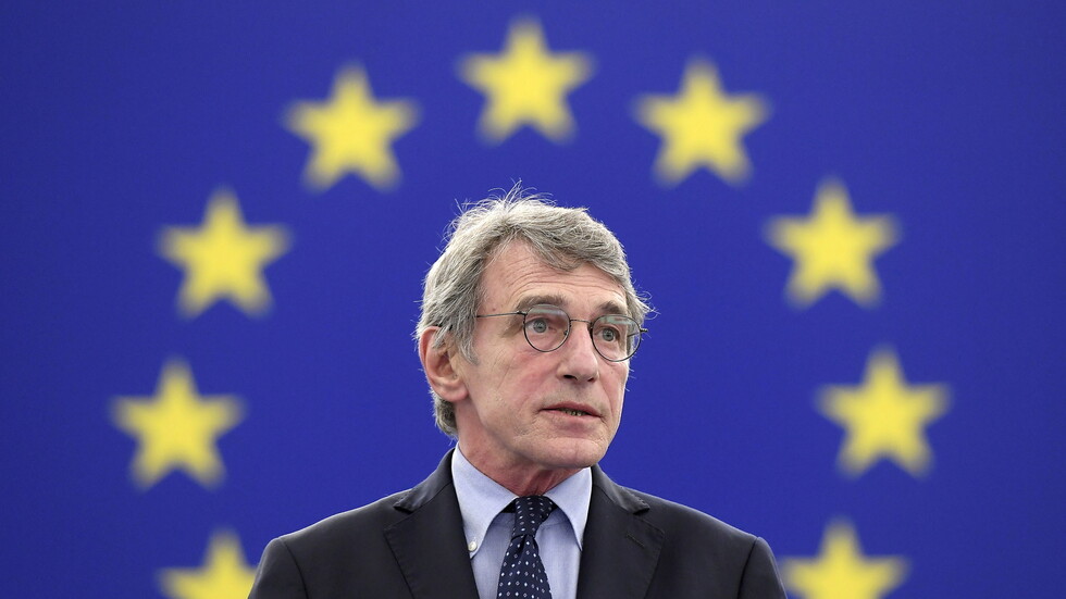 البرلمان الأوروبي: دول الاتحاد لم تتحلّ بالشجاعة اللازمة لإيواء اللاجئين الأفغان