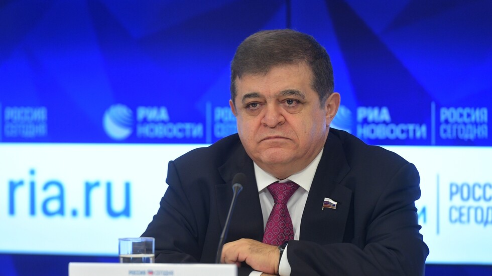 سيناتور روسي: تصريحات بايدن عن دعم أوكرانيا كلام بروتوكولي