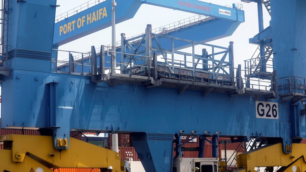 إسرائيل تفتتح ميناء جديدا على المتوسط