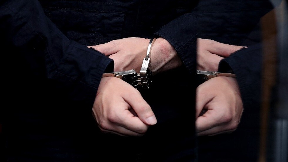 محاكمة سويديين اثنين في إيران بتهمة الإتجار بالمخدرات